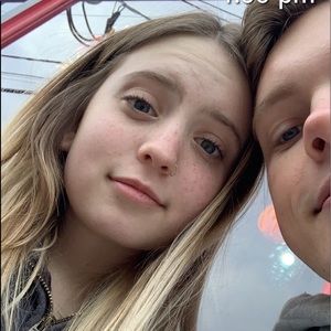 Meet your Posher, Carahmae